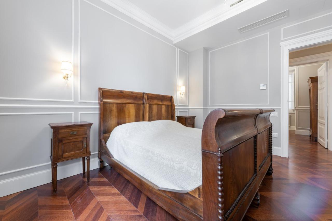 Regina Elena - Antica Dimora, Bastione S. Remy Lägenhet Cagliari Exteriör bild